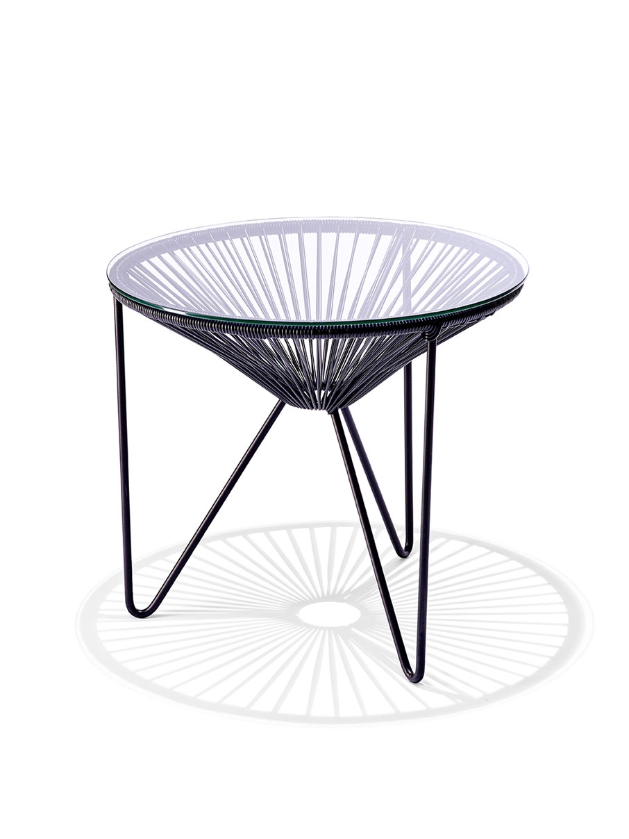 original-acapulco-chair-tisch-schwarz Der Original Acapulco Chair Beistelltisch mit Glasplatte in Schwarz