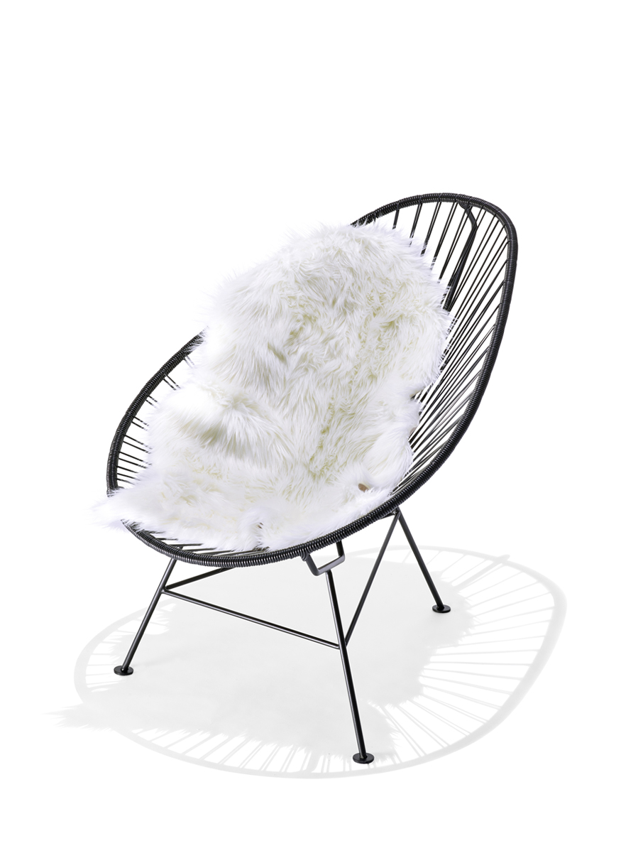 Kunstfell-weiss Kunstfell in der Farbe weiss auf schwarzem Original Acapulco Chair