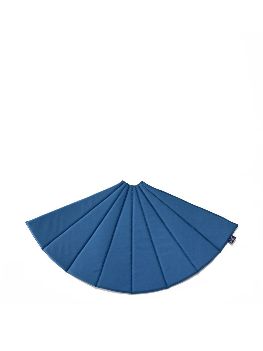 Acapulco-Chair-Sitzkissen_Nidito_Petrol "Nidito" - Das Sitzkissen für den Original Acapulco Chair in der Farbe Petrol