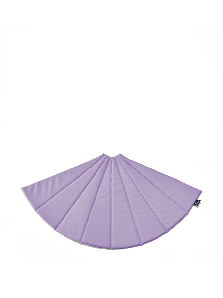 Acapulco-Chair-Sitzkissen_Nidito_Flieder "Nidito" - Das Sitzkissen für den Original Acapulco Chair in der Farbe Flieder